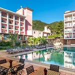 Hotel Grand Yazici Club Turban Termal